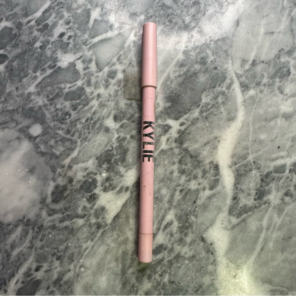 Kylie Cosmetics Eyeliner Pencil Matte Nude